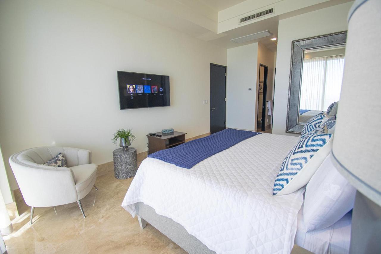 Experience Penthouse Living-solaria Tower