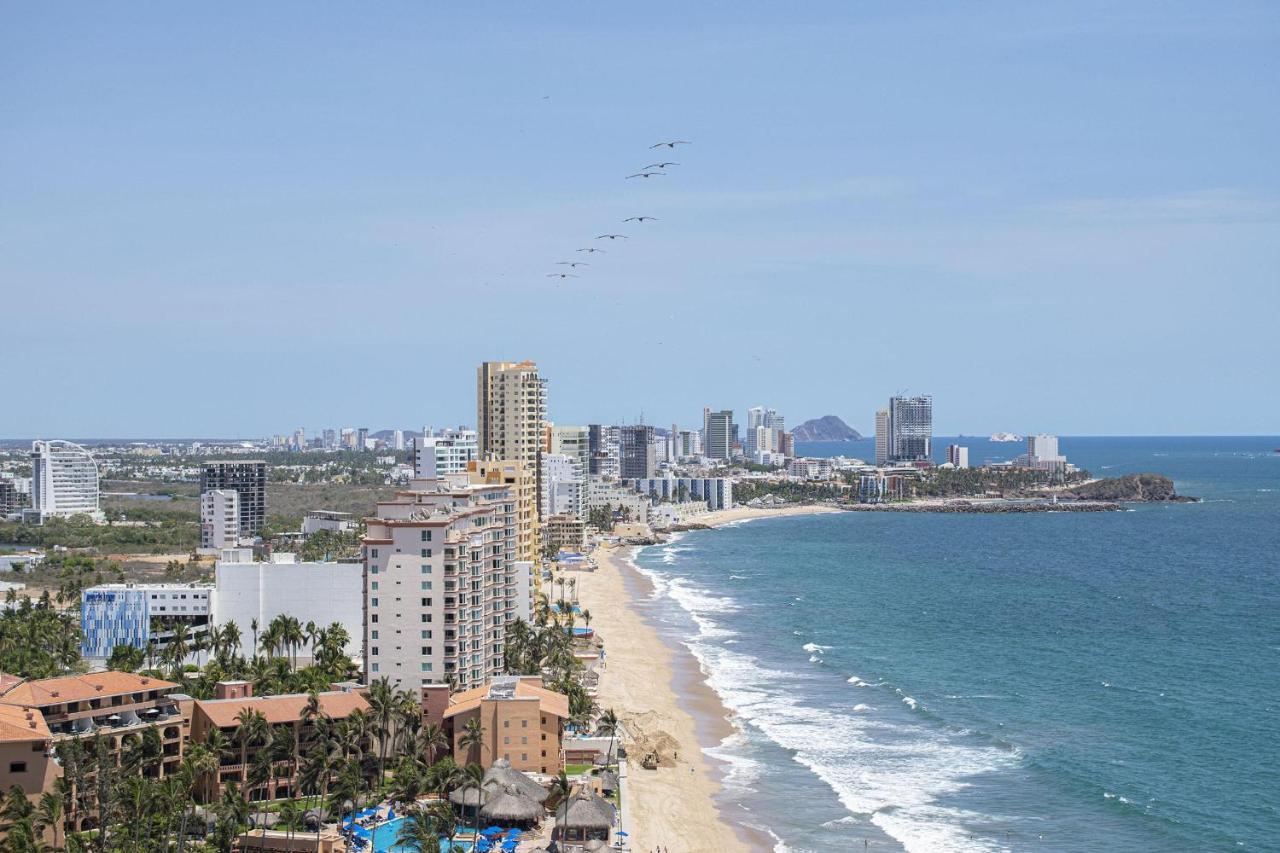 Stunning 18th Floor Views * Mazatlán