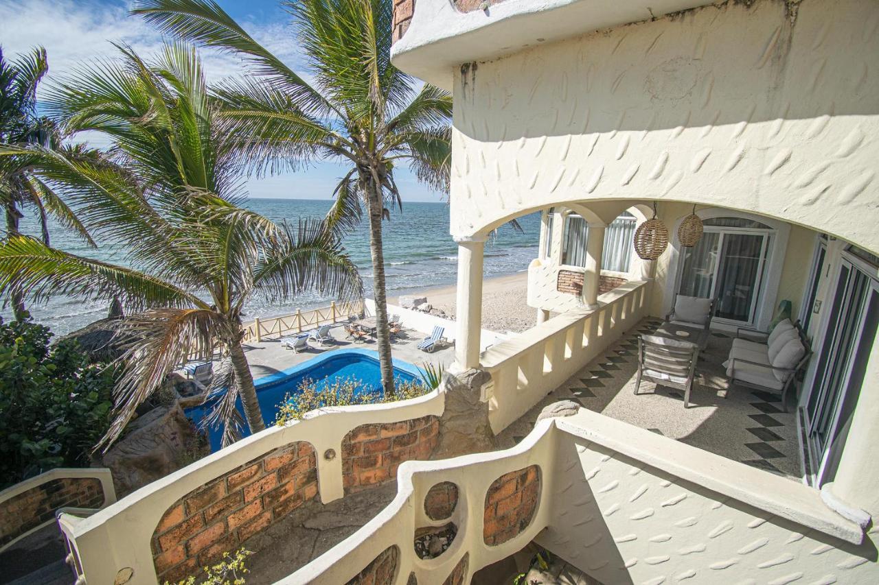Sandcastle Beachfront With Pool *