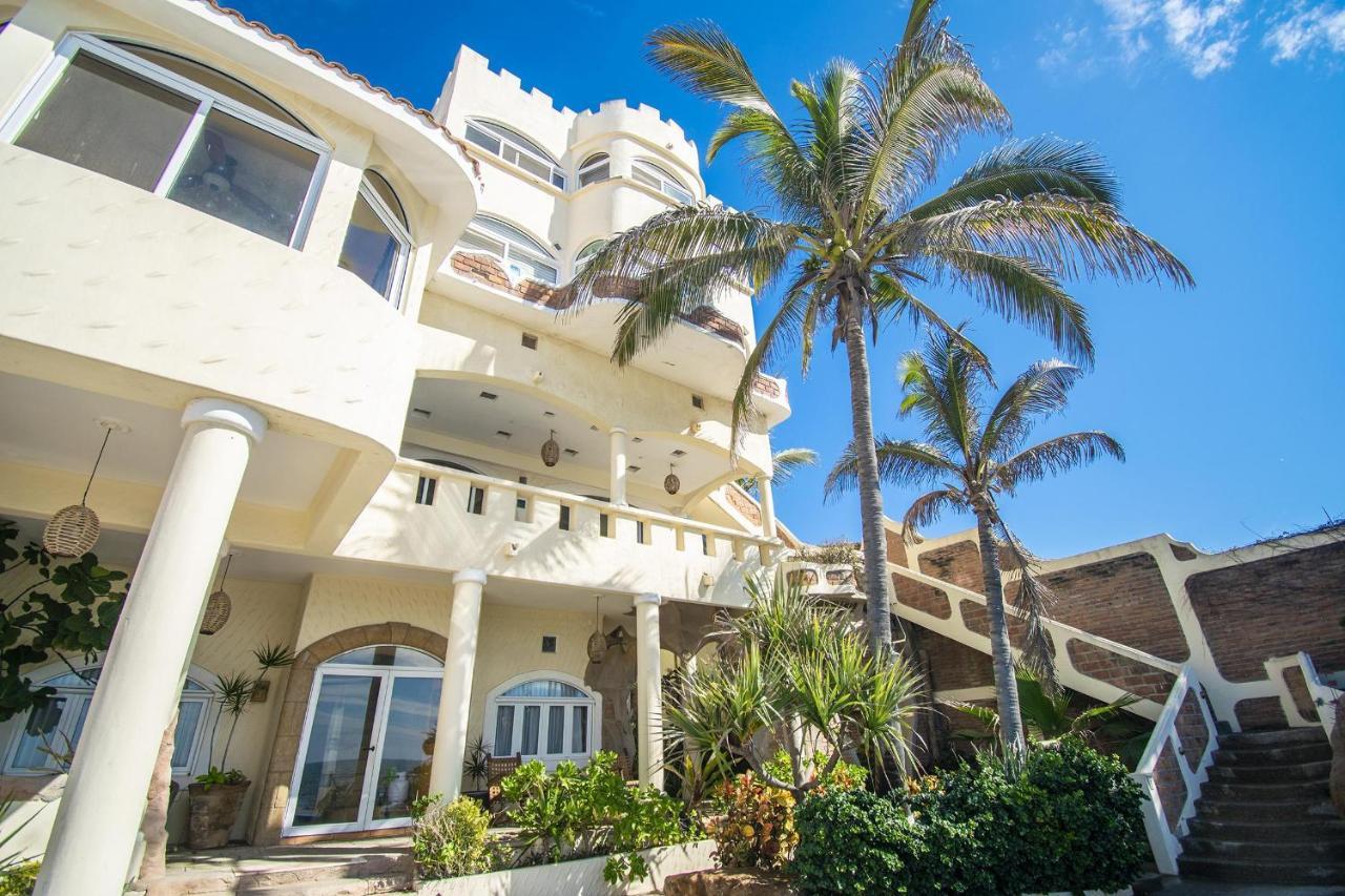 Apartamento Sandcastle Beachfront With Pool
