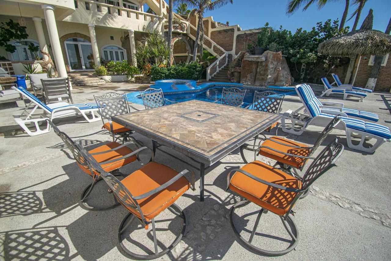 Sandcastle Beachfront With Pool Apartamento Mazatlán