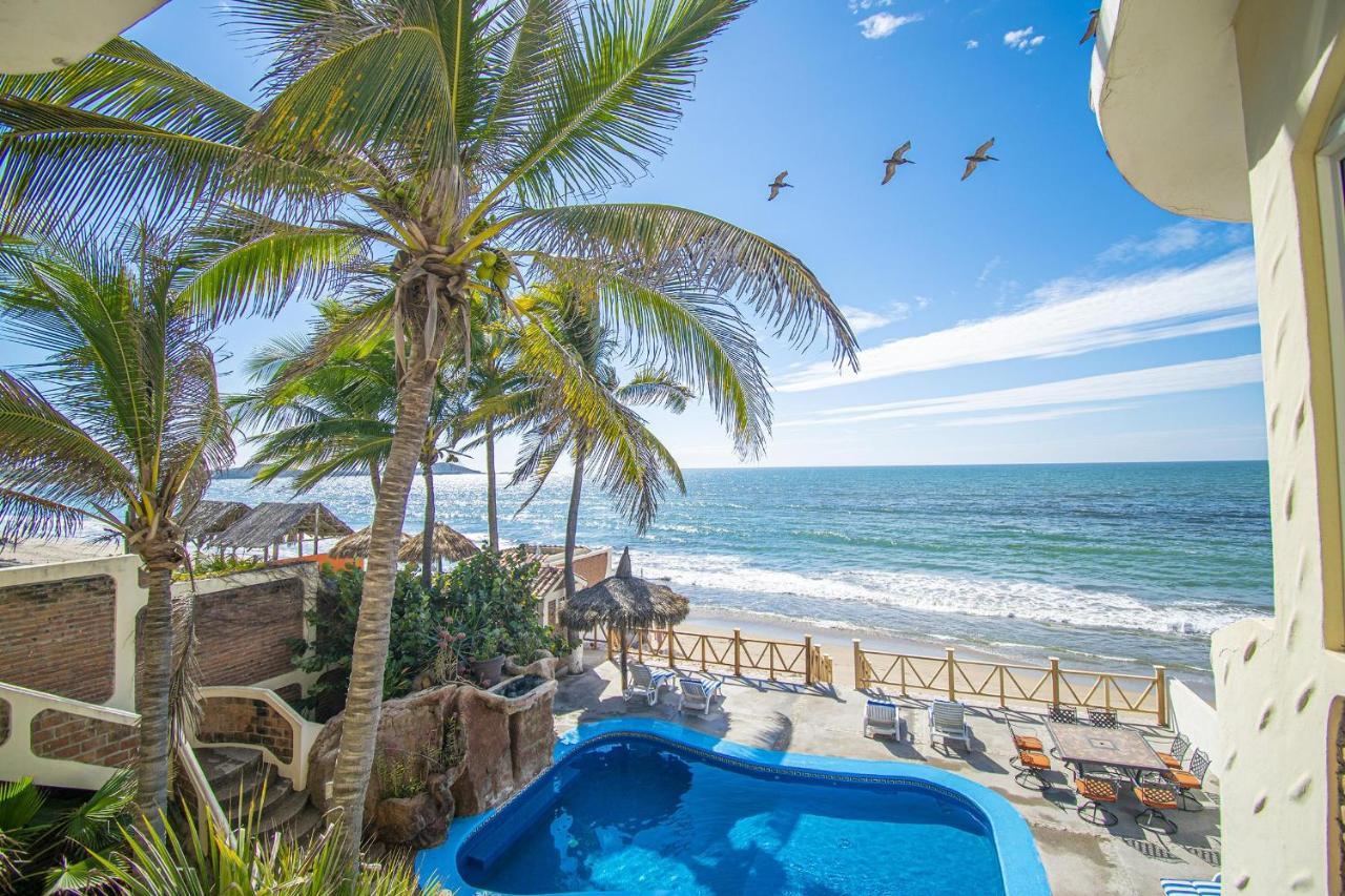 Apartamento Sandcastle Beachfront With Pool