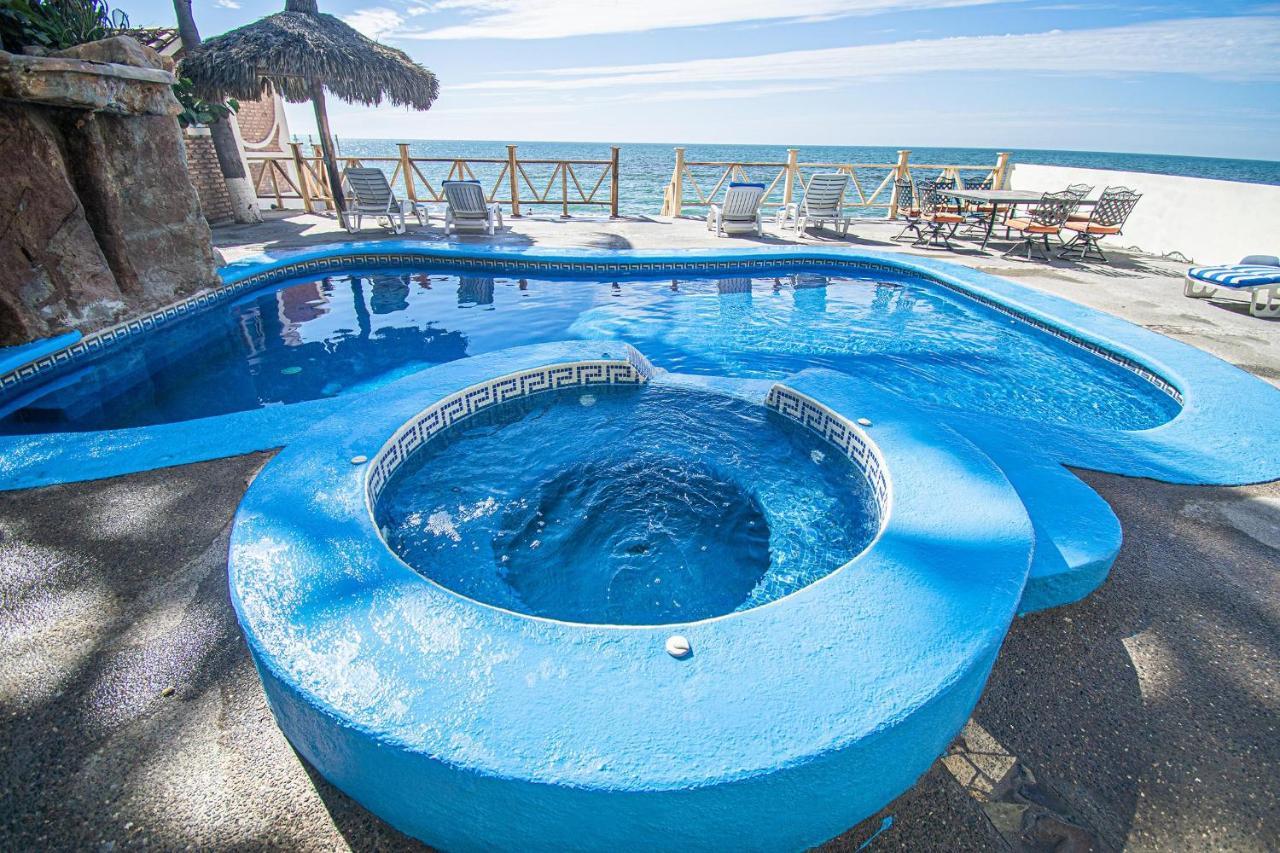 Sandcastle Beachfront With Pool *