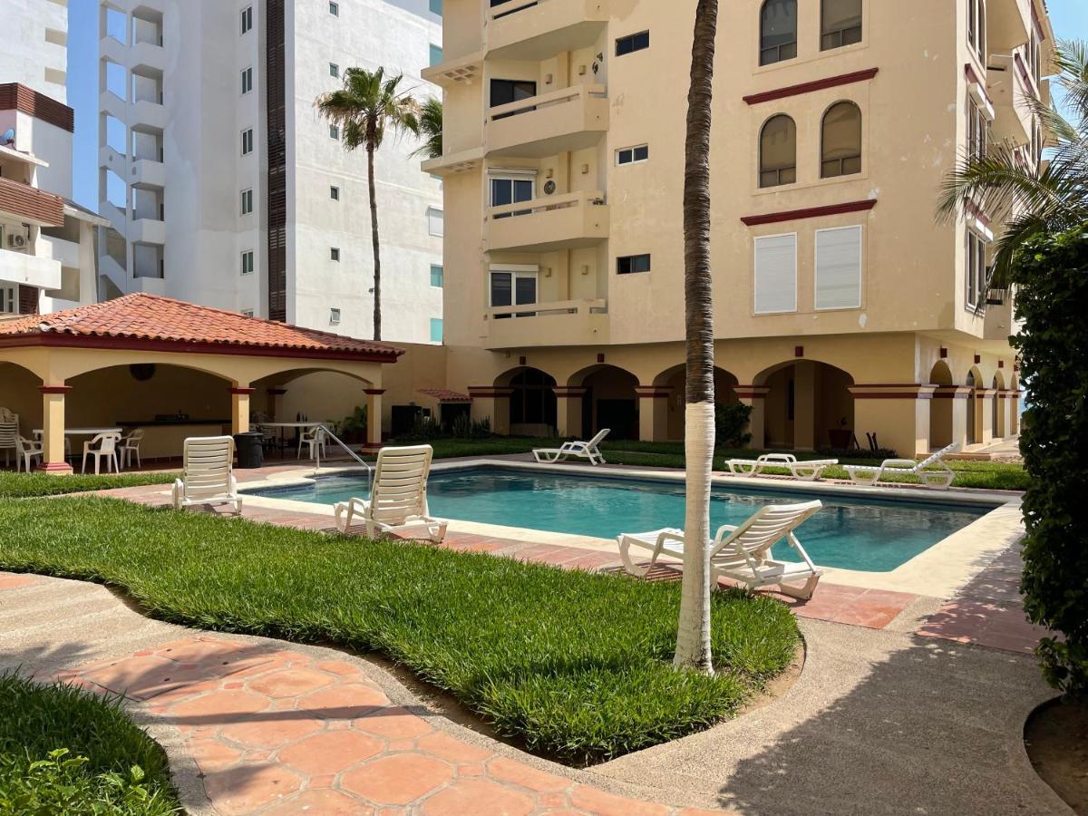 Departamento Comodo A Pie De Playa By G P S Rentas Apartamento Mazatlán
