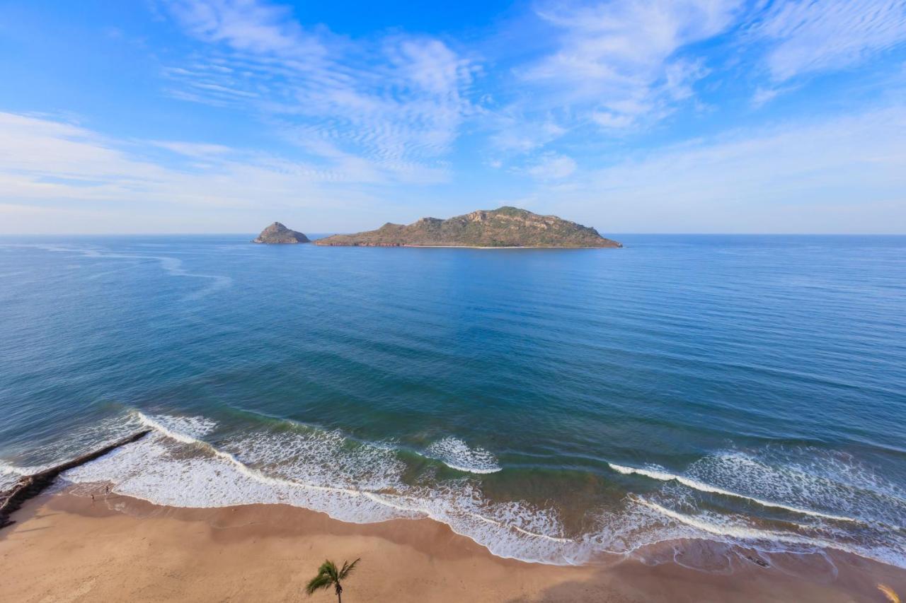 Courtyard By Marriott Mazatlán