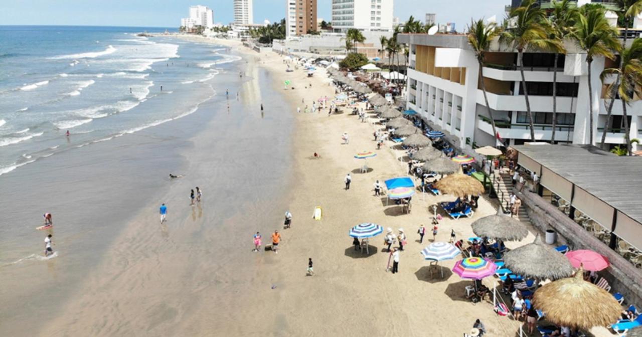 Zona Dorada #2 - Playas Cruzando - Departamento Interior * Mazatlán