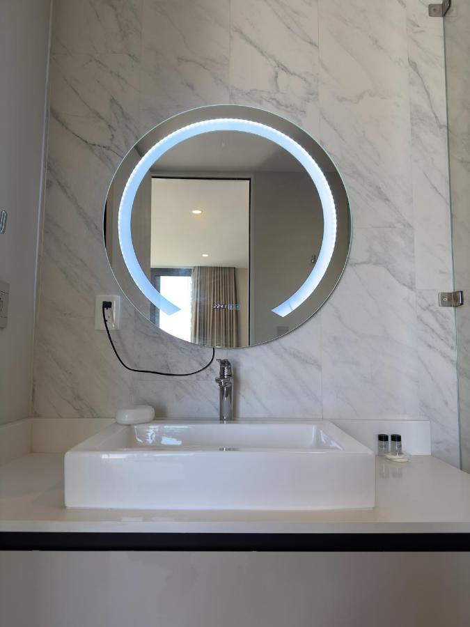 Apartamento Frente Al Malecon, 5 Min Zona Dorada By G P S Rentas *