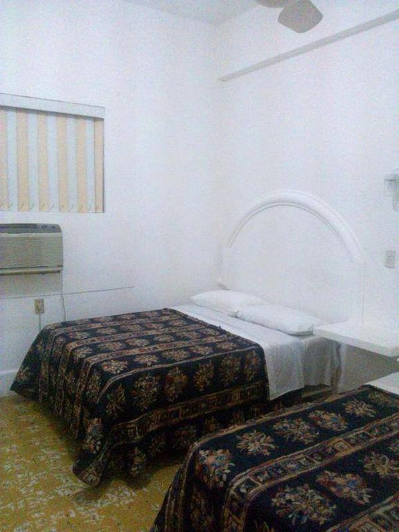 Morales Hotel 3*