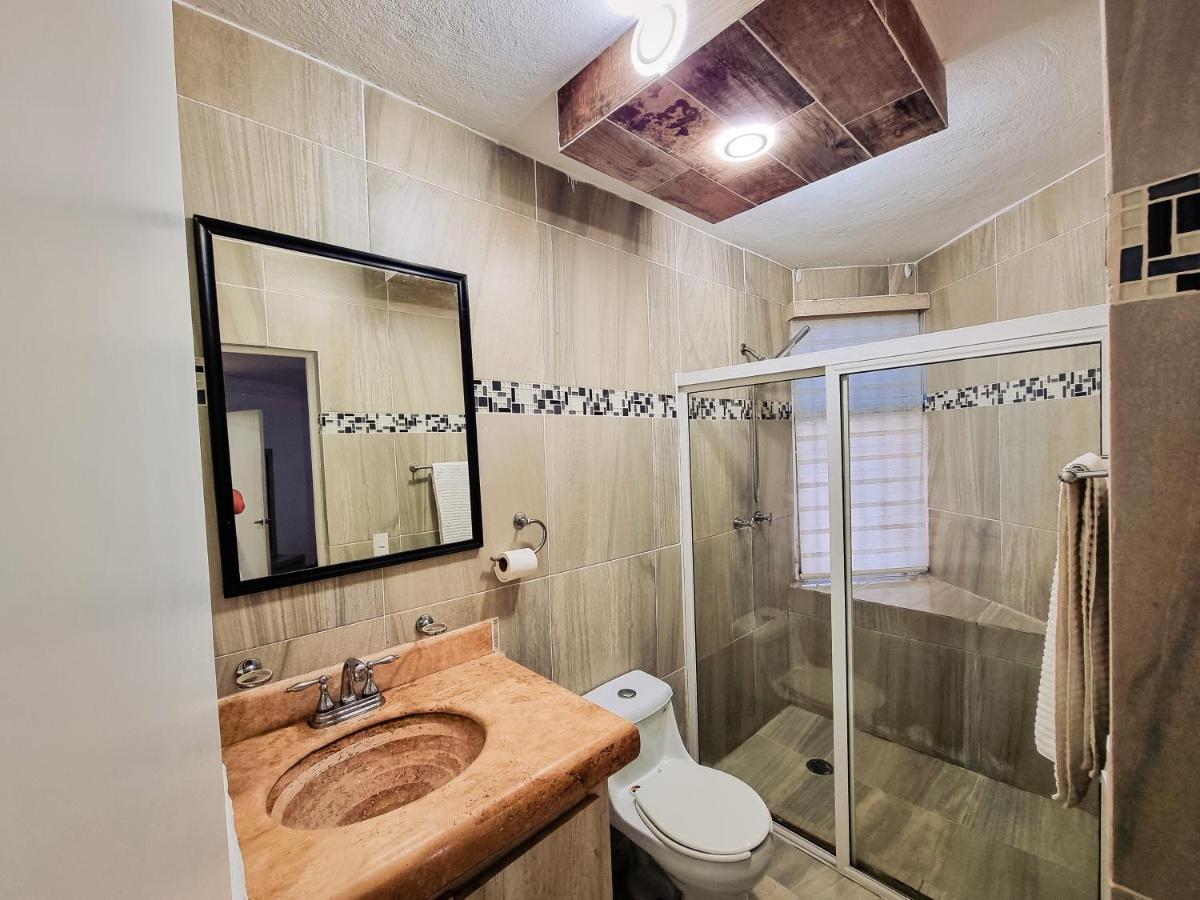 Incredible Pulpo Tower Apartment