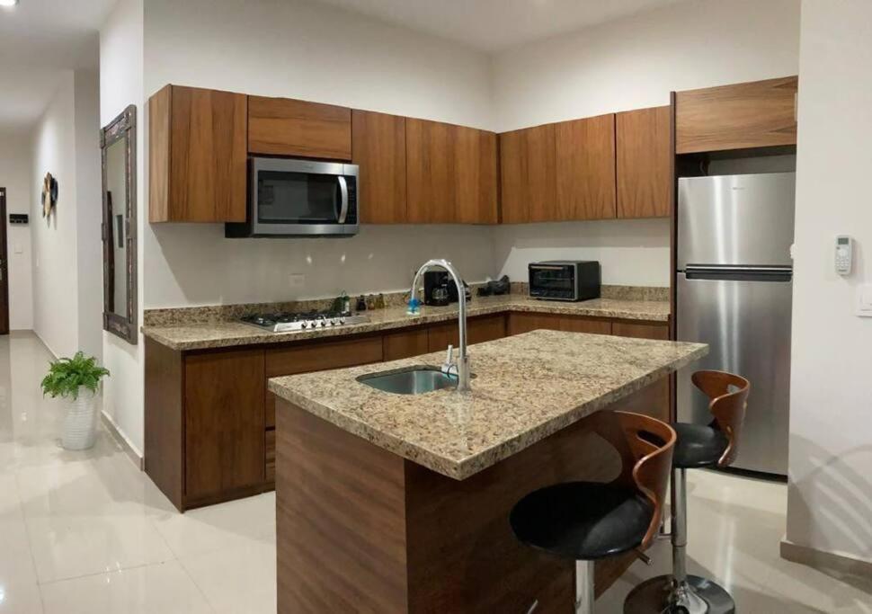 Nuevo Y Comodo Departamento En El Corazon De La Zona Dorada Mazatlan