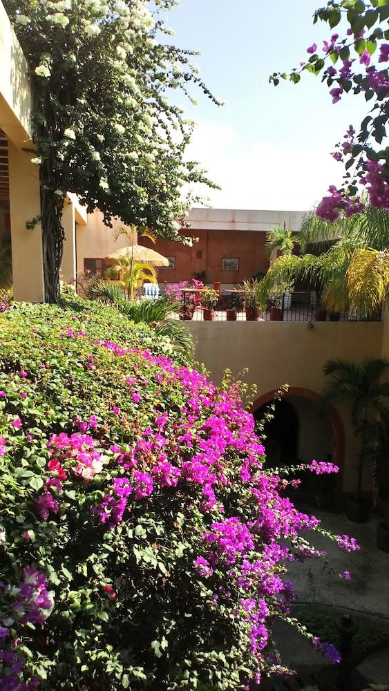 The Melville Boutique Mazatlán
