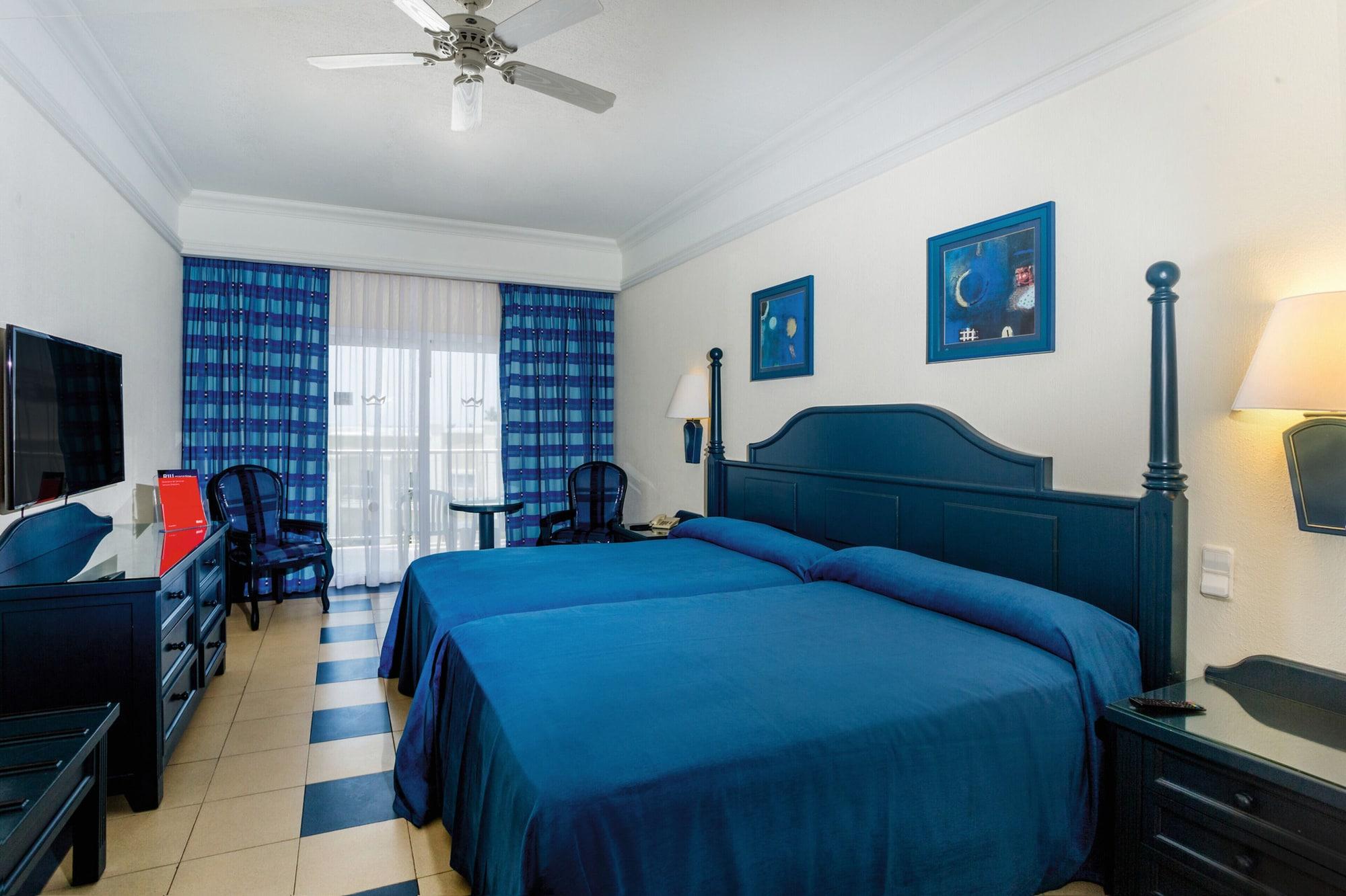 Hotel Riu Emerald Bay