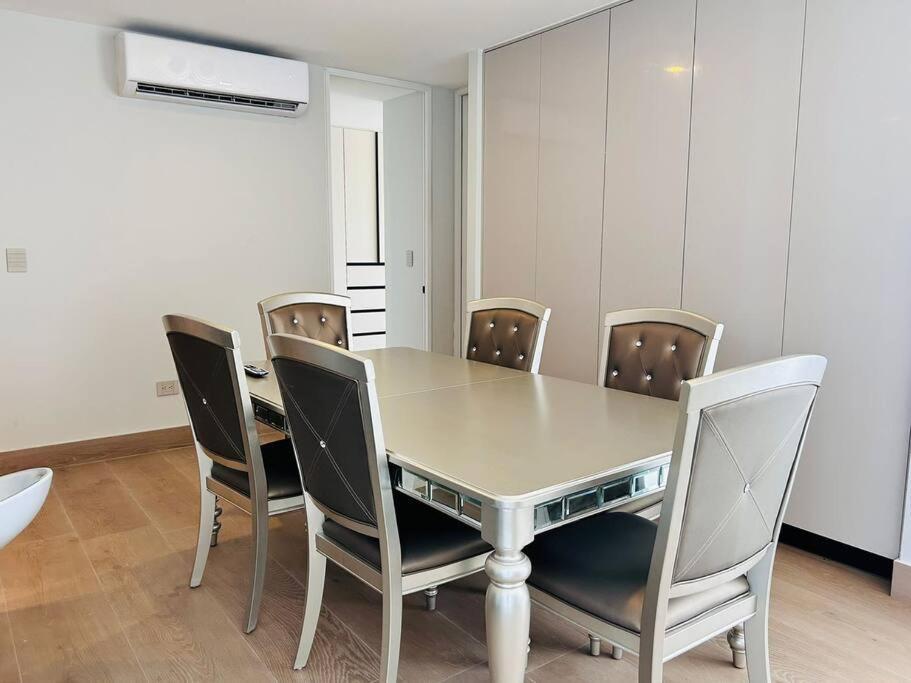 Apartment En Malecon Con Vista Al Mar Y By G P S Rentas Mazatlan