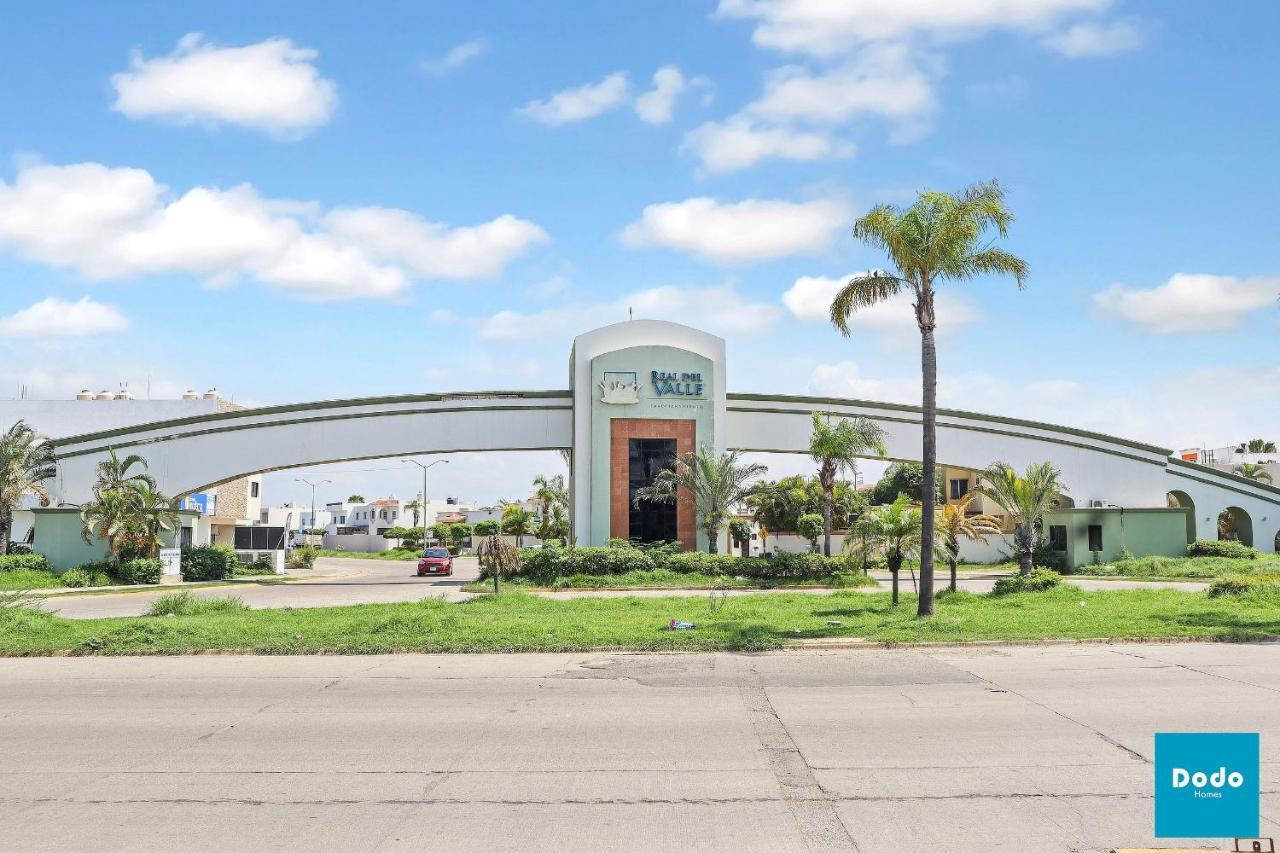 Residencial A 5 Min. De Plaza Comercial * Mazatlan
