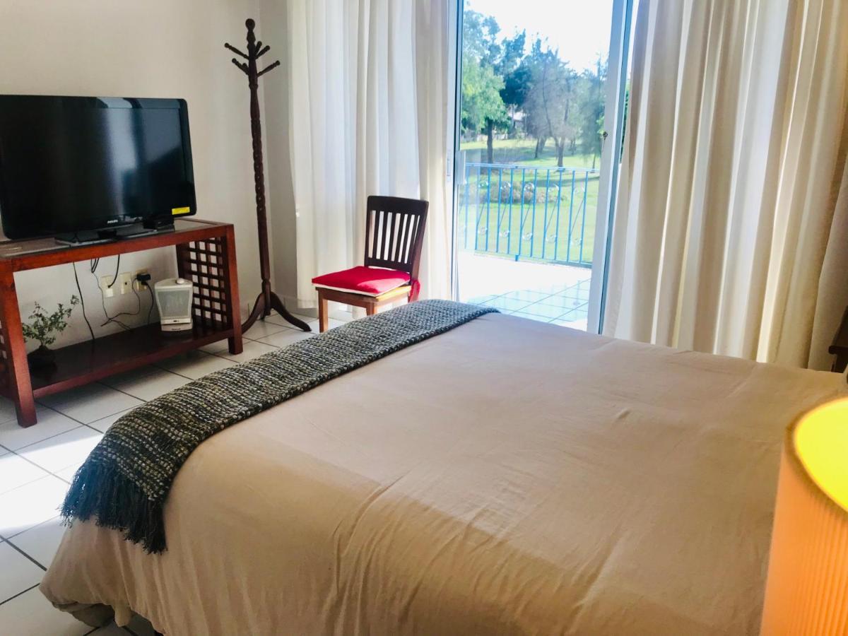Peaceful Tropical On A Private Golf Course Apartamento Mazatlán