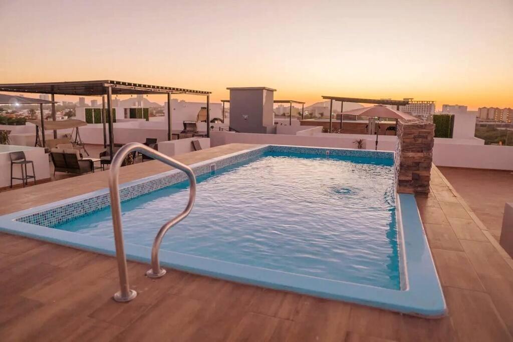Beautiful With 4 Pools And Roofgarden Apartamento