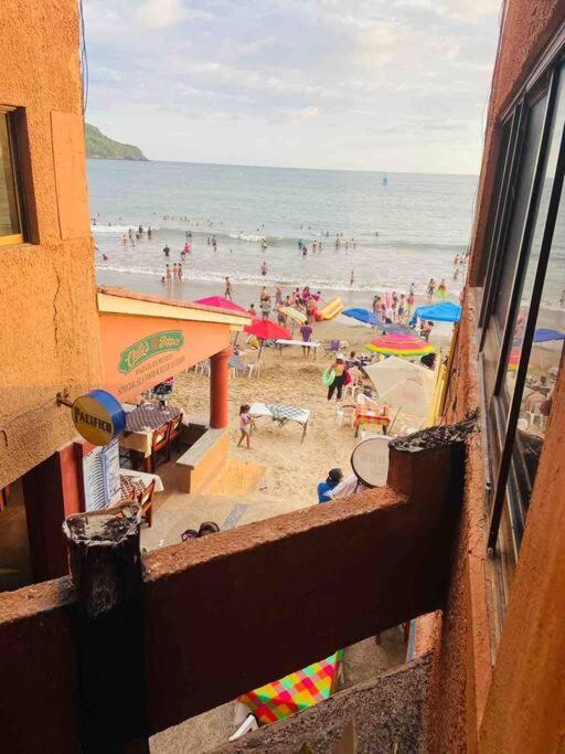 Apartamento *loft Con Balcon En Playa De Zona Dorada Mazatlan* Mazatlán