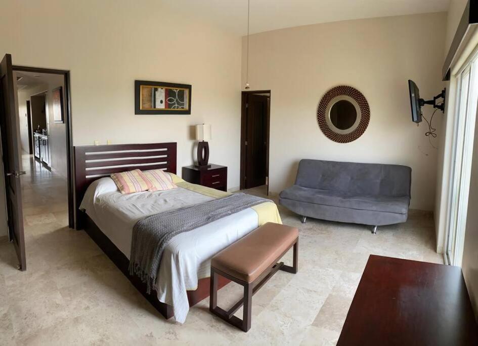 Departamento En Fracc Privado 200mts2 Apartamento *