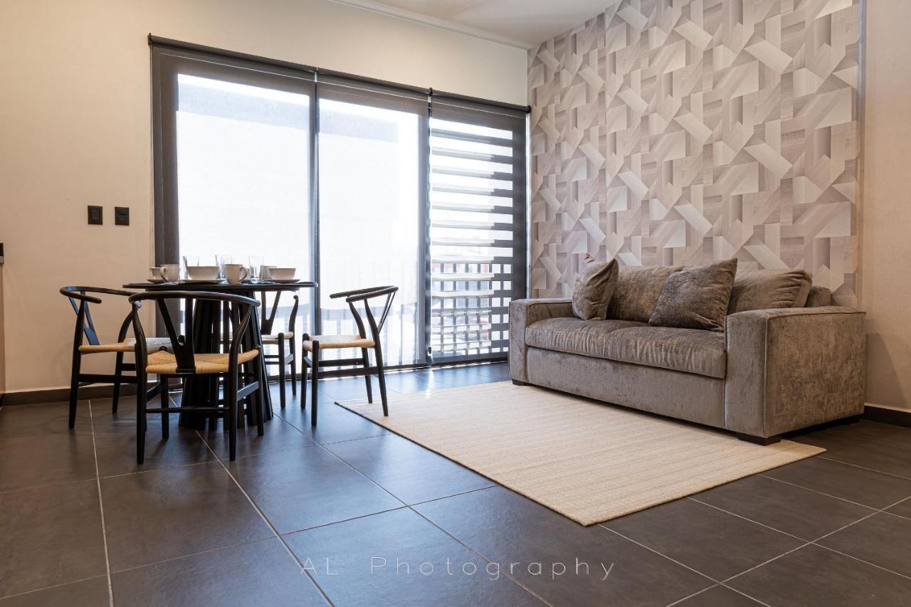 Apartamento Nuevo Y Moderno Loft, 1 Cuadra Malecon Con Alberca *