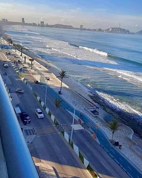 Marina Del Sol - Beautiful 2 Bdrm Sleeps 8 -ocean Front * Mazatlán