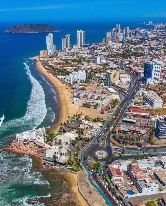 Apartamento Marina Del Sol - Beautiful 2 Bdrm Sleeps 8 -ocean Front