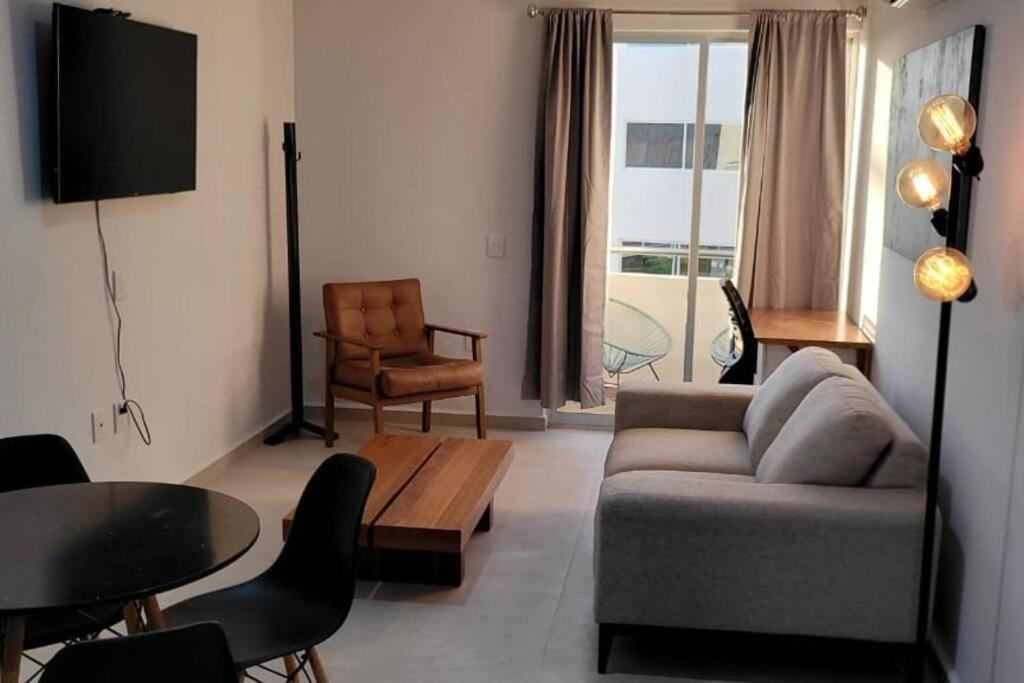 Maravilloso Departamento En Bluu Torre Turquesa #306 * Mazatlán