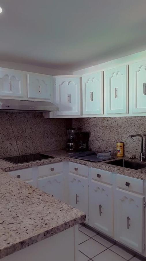 Marina Del Sol - Beautiful 2 Bdrm Sleeps 8 -ocean Front Apartamento Mazatlán