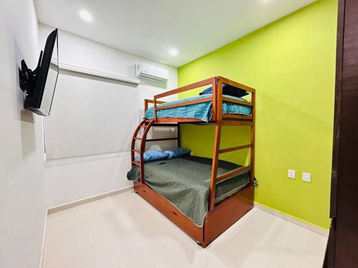 Apartamento Frente A La Alberca Cerca De La Playa By G P S Rentas Mazatlán