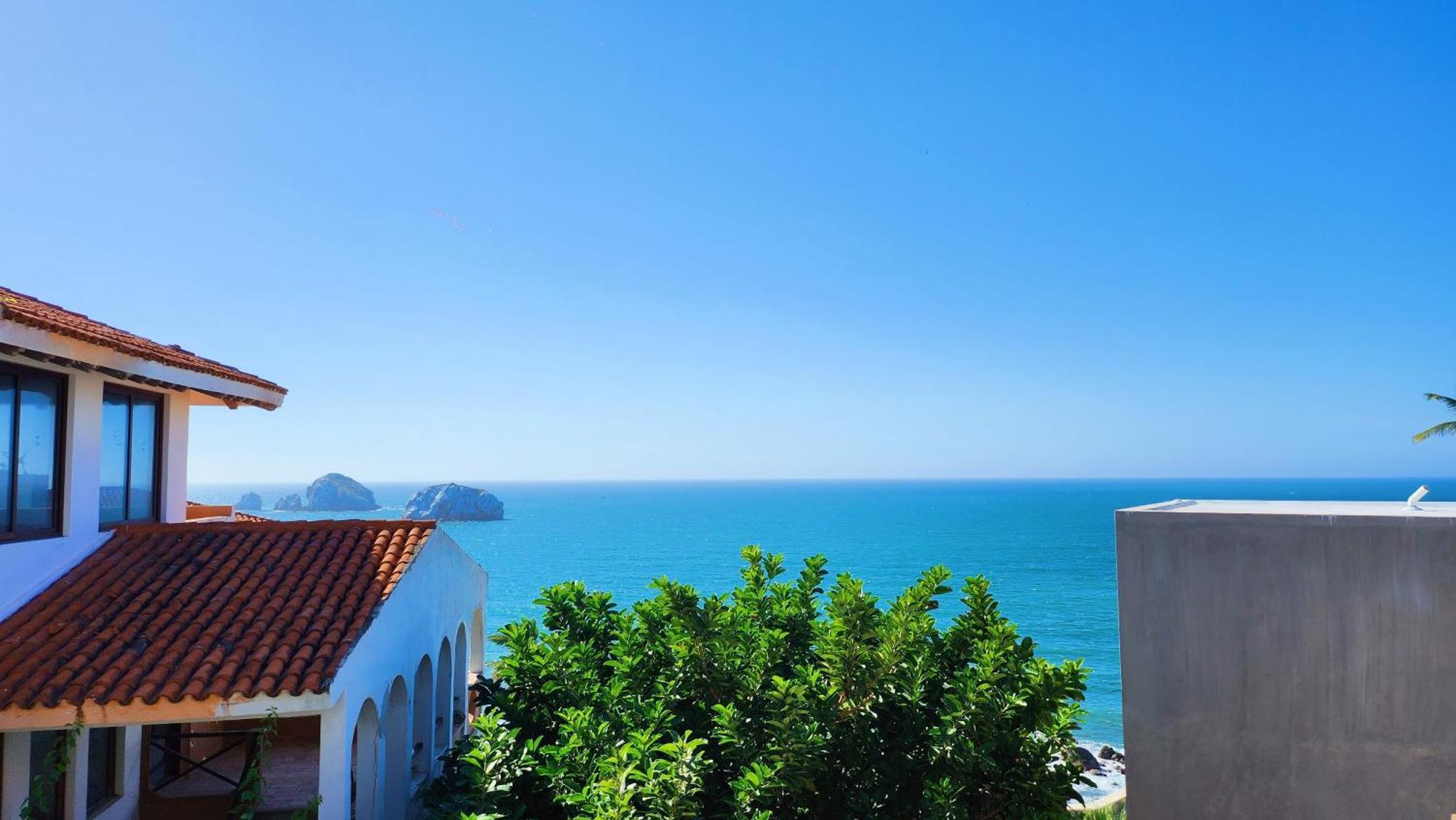 Hill House - Mazatlán