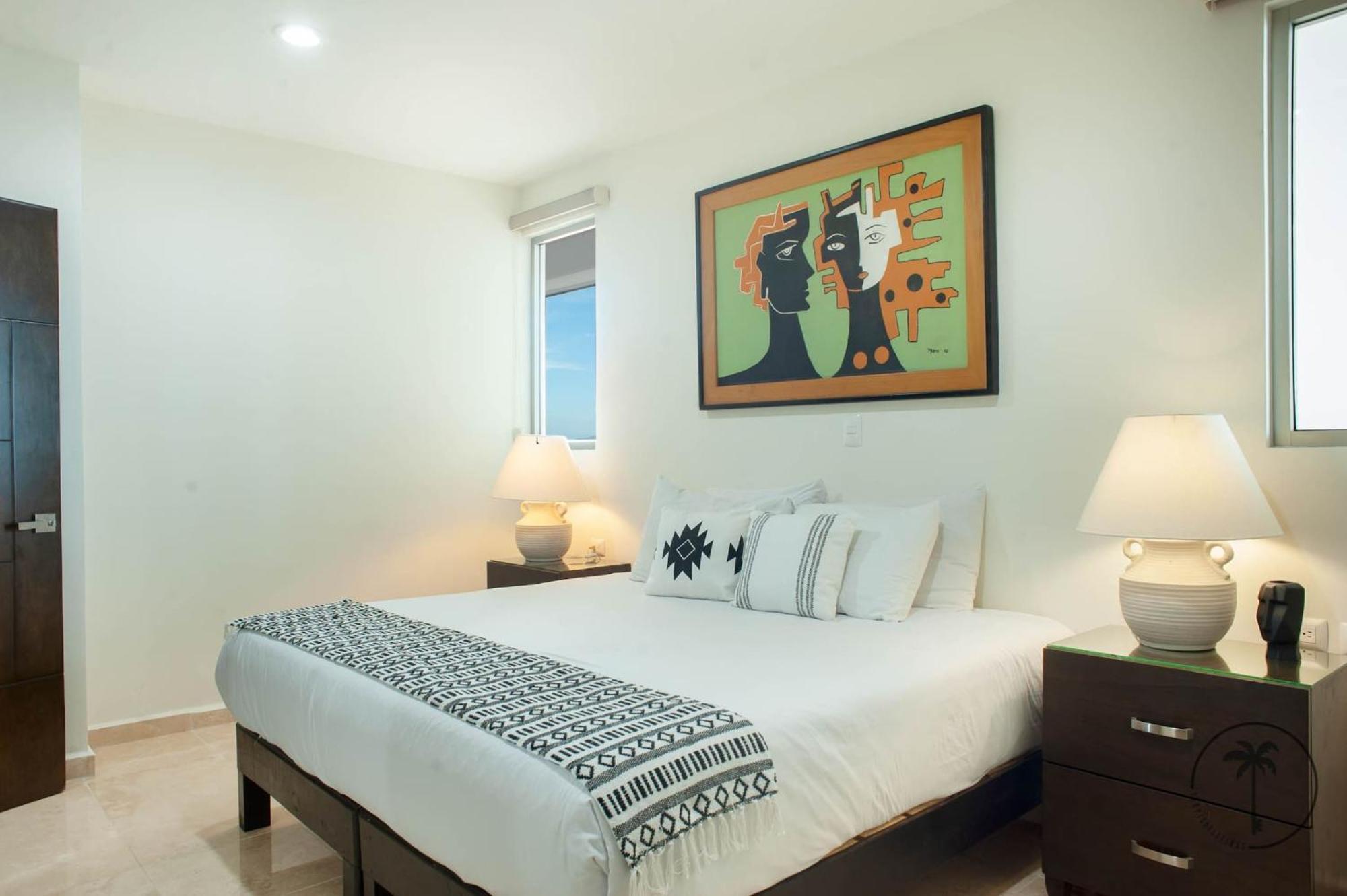 Spacious With Private Balcony & Ocean View - Brujas Mazatlán