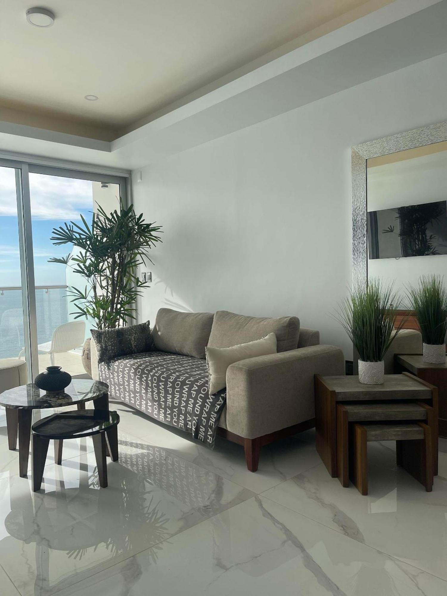 Sunset View 1702 Deluxe Department * Mazatlán