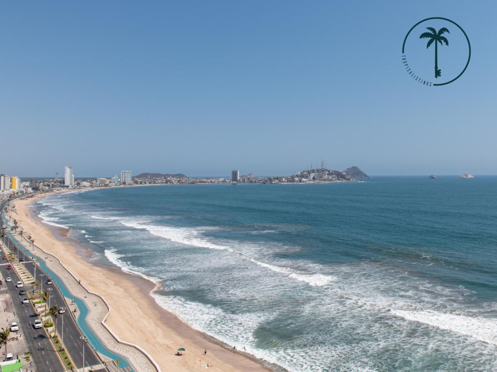 Depto Pavoreal. Hermosa Vista Al Mar Y Malecón! * Mazatlán