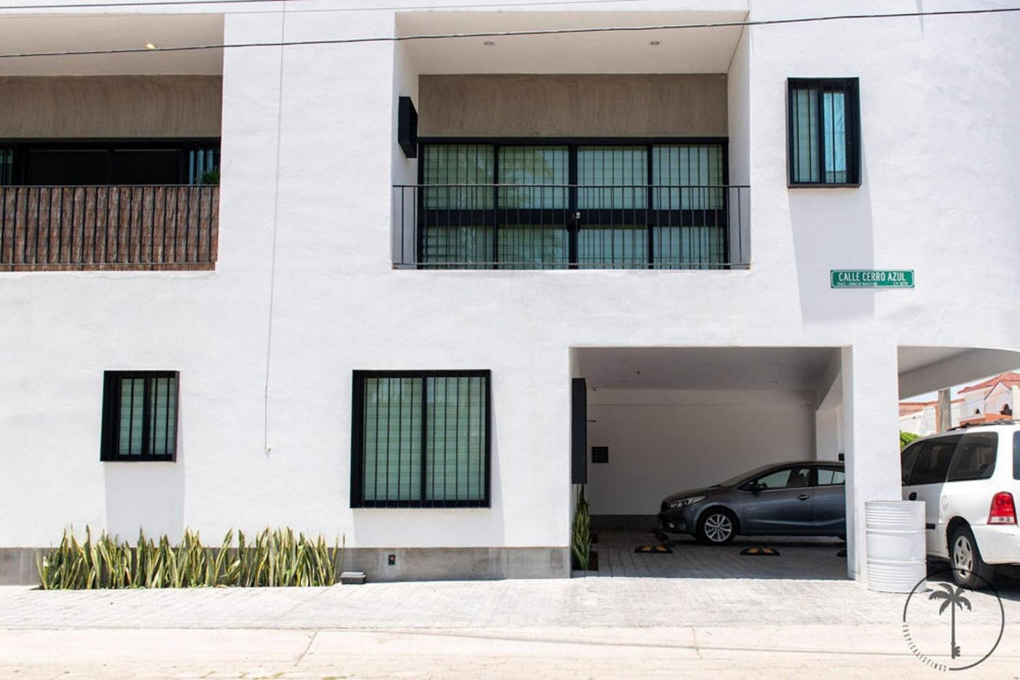 Departamento Con Balcon En Zona Dorada, Cazul Mazatlan