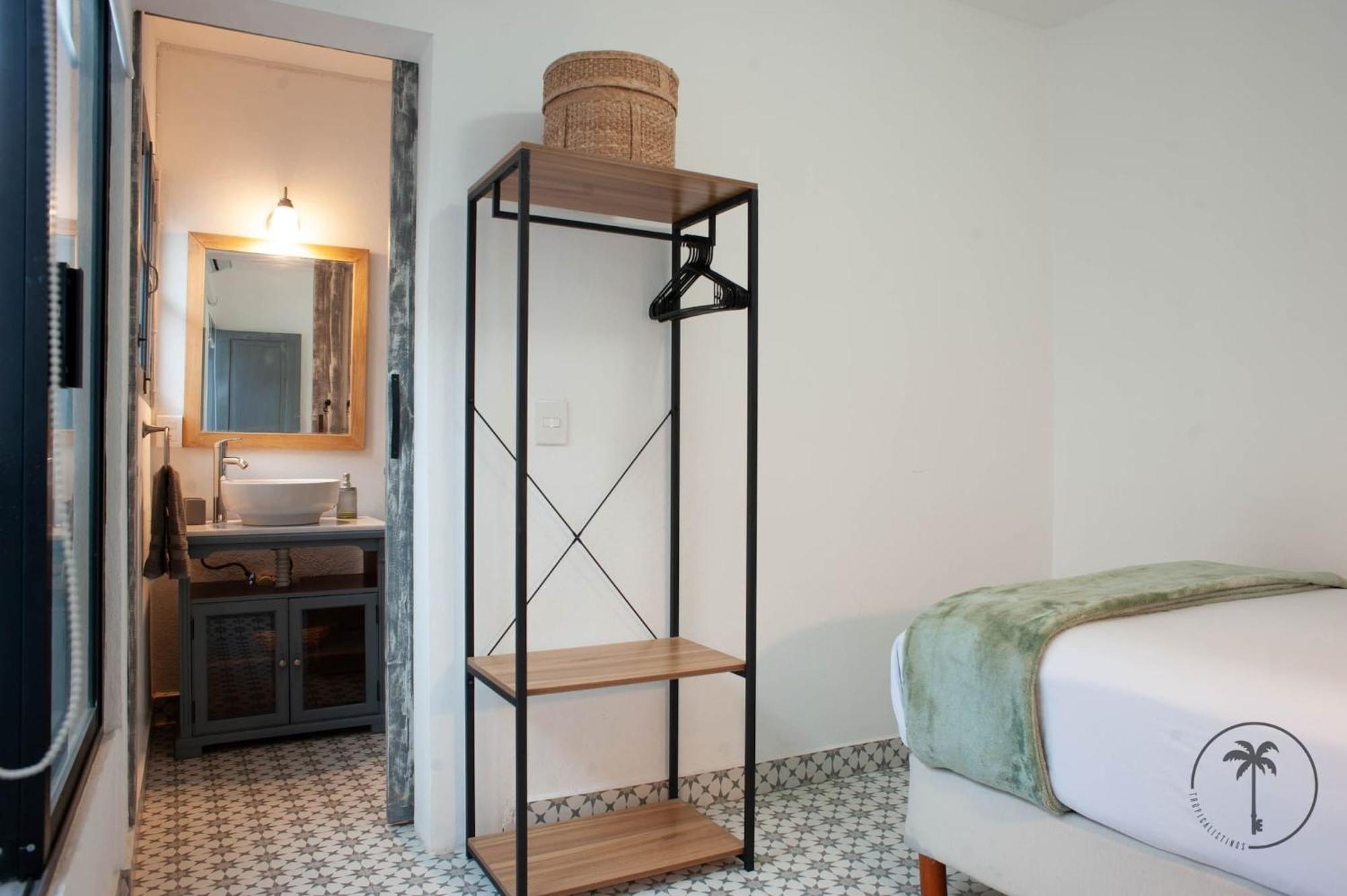 Apartamento Acogedor Dpto Bien Ubicado Con Buena Iluminacion - Romanita 2