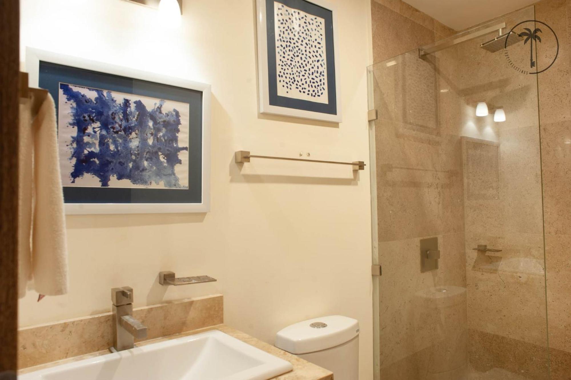 Apartamento Stylish Apt. W/ Rooftop, Infinity Pool & Sea View
