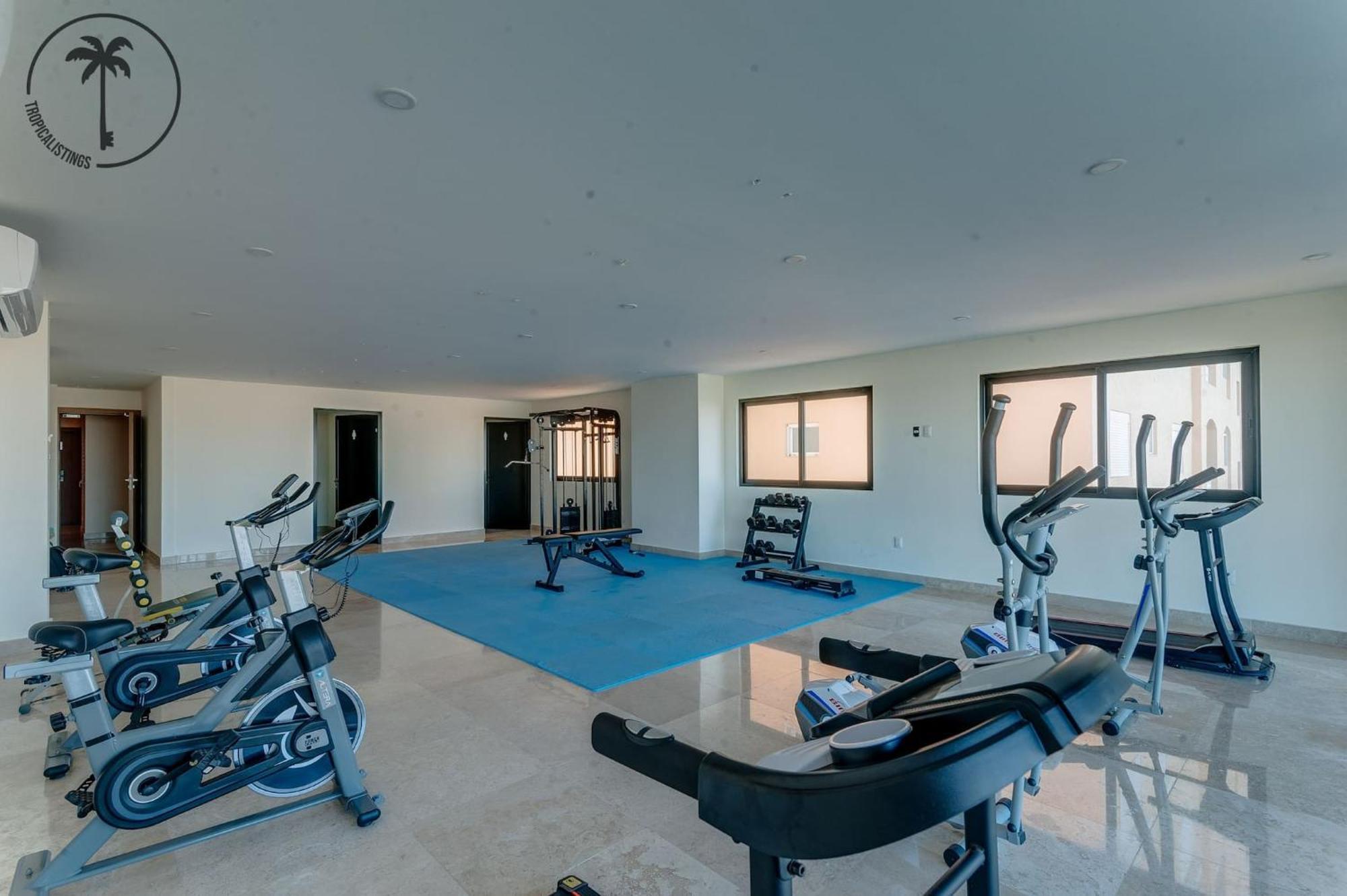Stylish Apt. W/ Rooftop, Infinity Pool & Sea View Apartamento