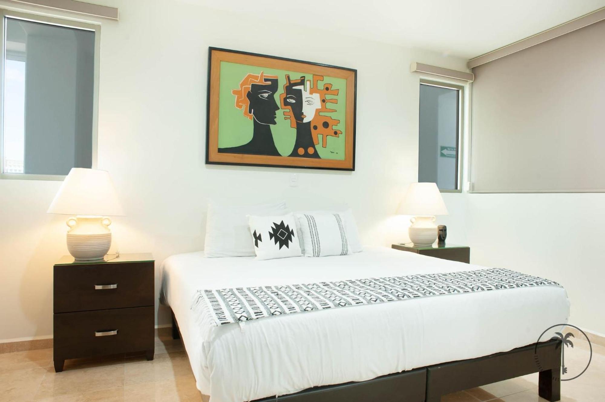 Spacious With Private Balcony & Ocean View - Brujas Mazatlán