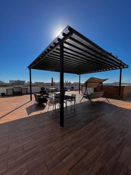 Ubicado En La Marina/cerca De La Playa/ 2 Albercas Apartamento