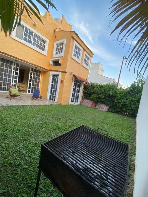 A Pie De Playa Privada *