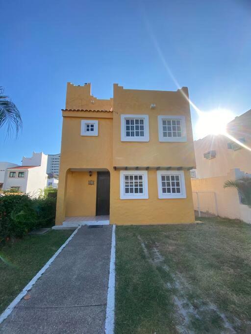 A Pie De Playa Privada Сasa de vacaciones