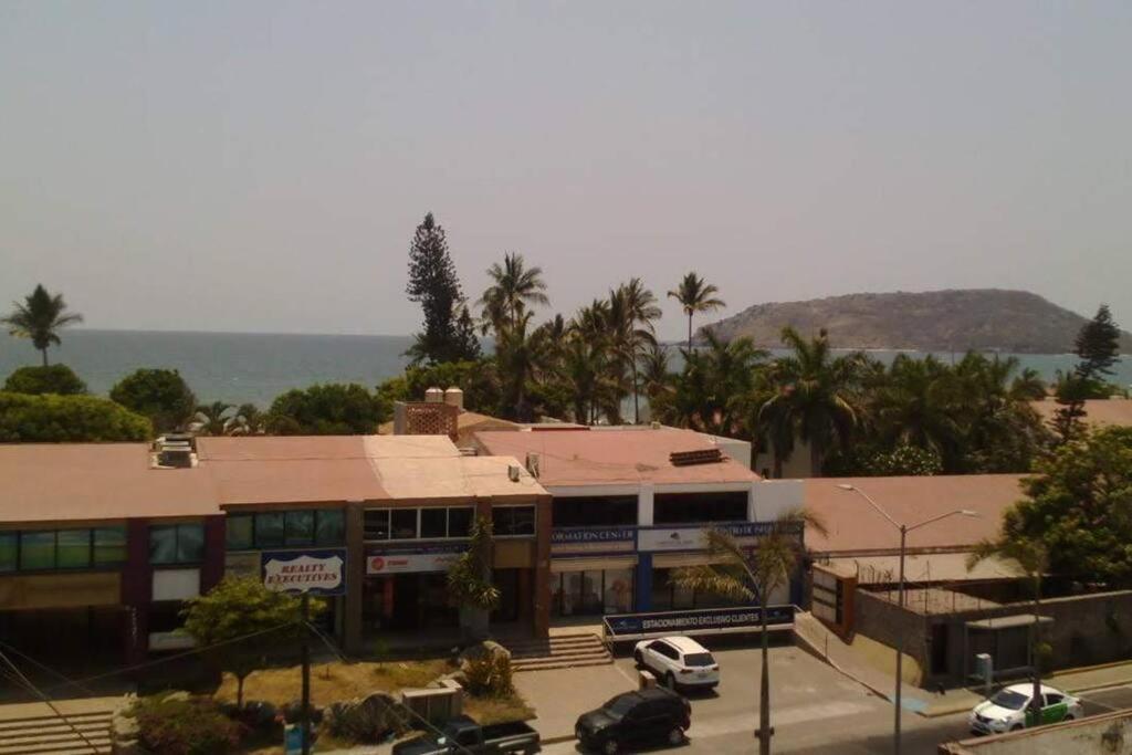 D2 Golden Zone Oceanview Mazatlán