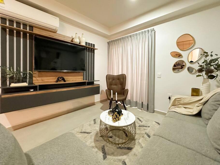 Bluu Lagoon 508-depa De Lujo Con Playa Privada Apartamento