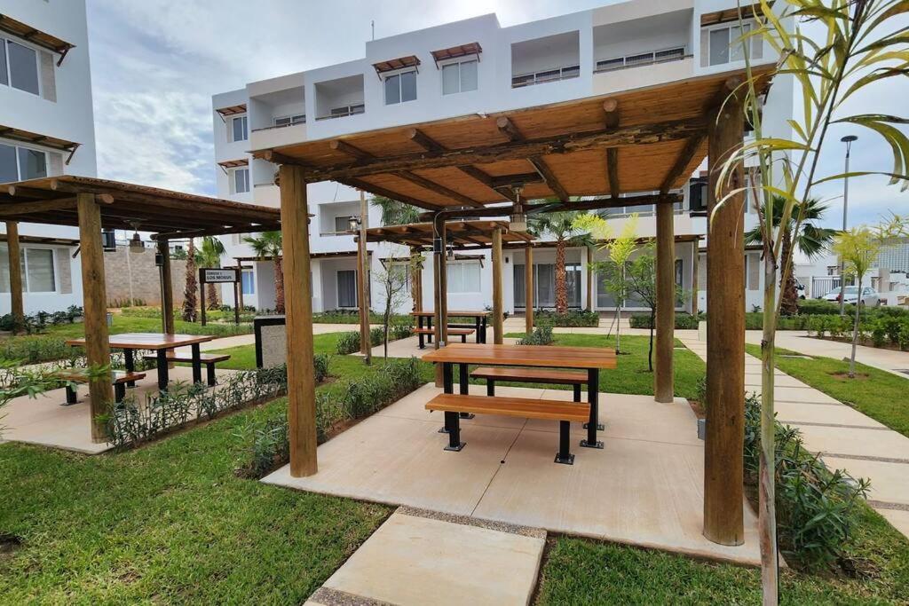 Moderno Departamento En