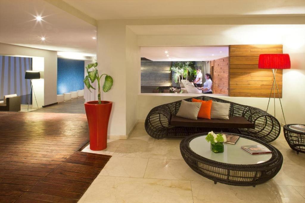 Sabbat Hotel