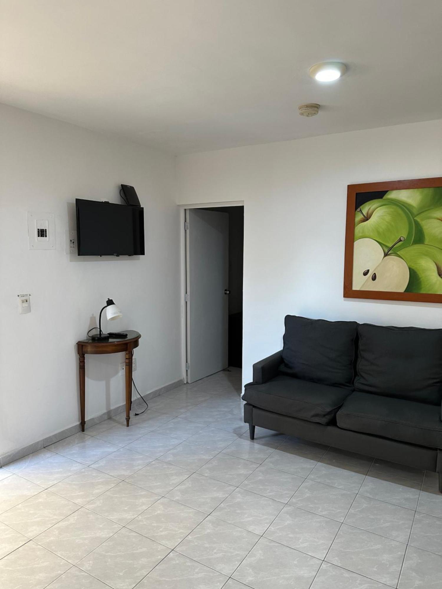 Apto Comodo, Muy Cerca De Playa 101 Apartamento