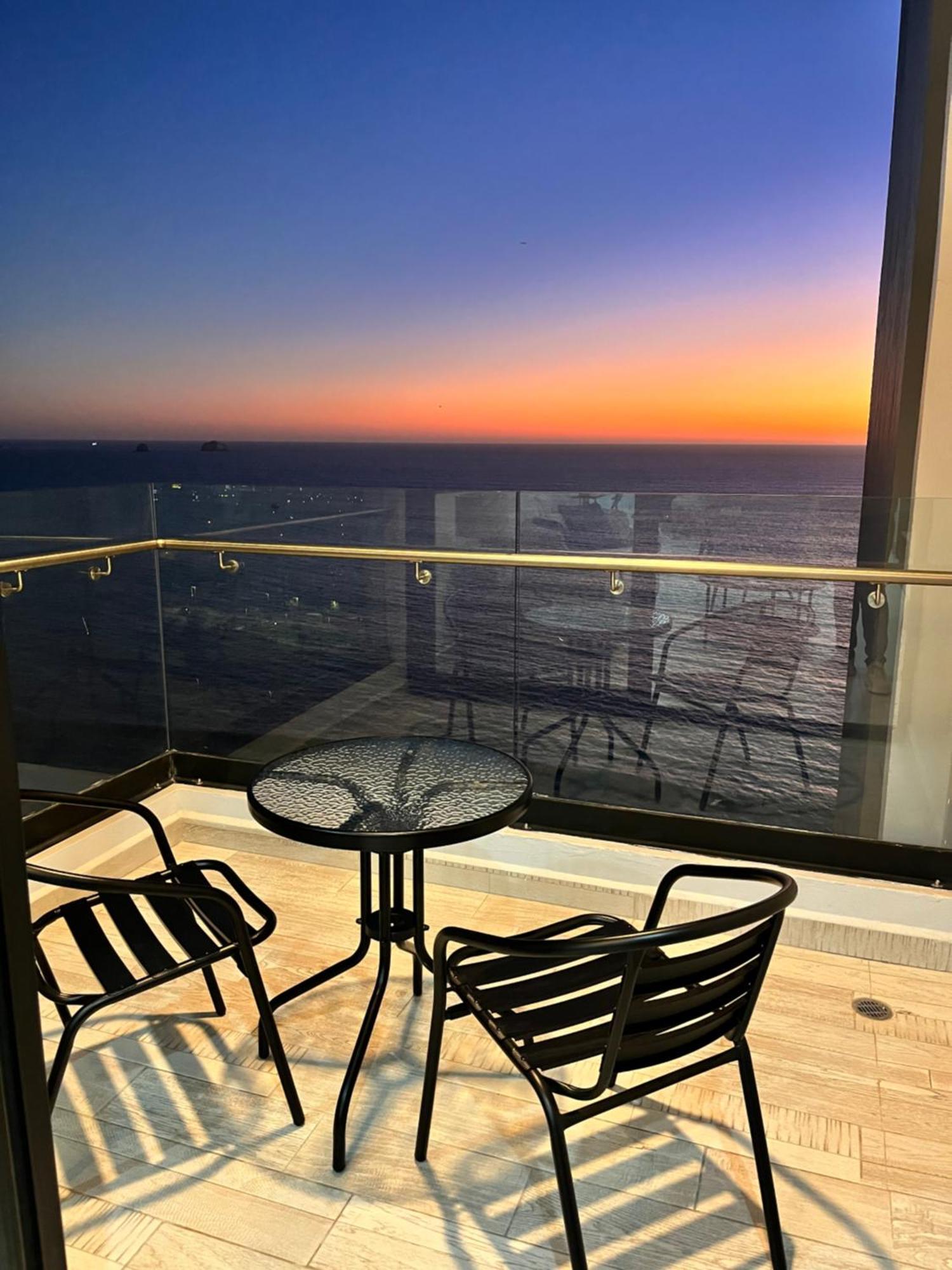 Altomare Panoramic Apartamento