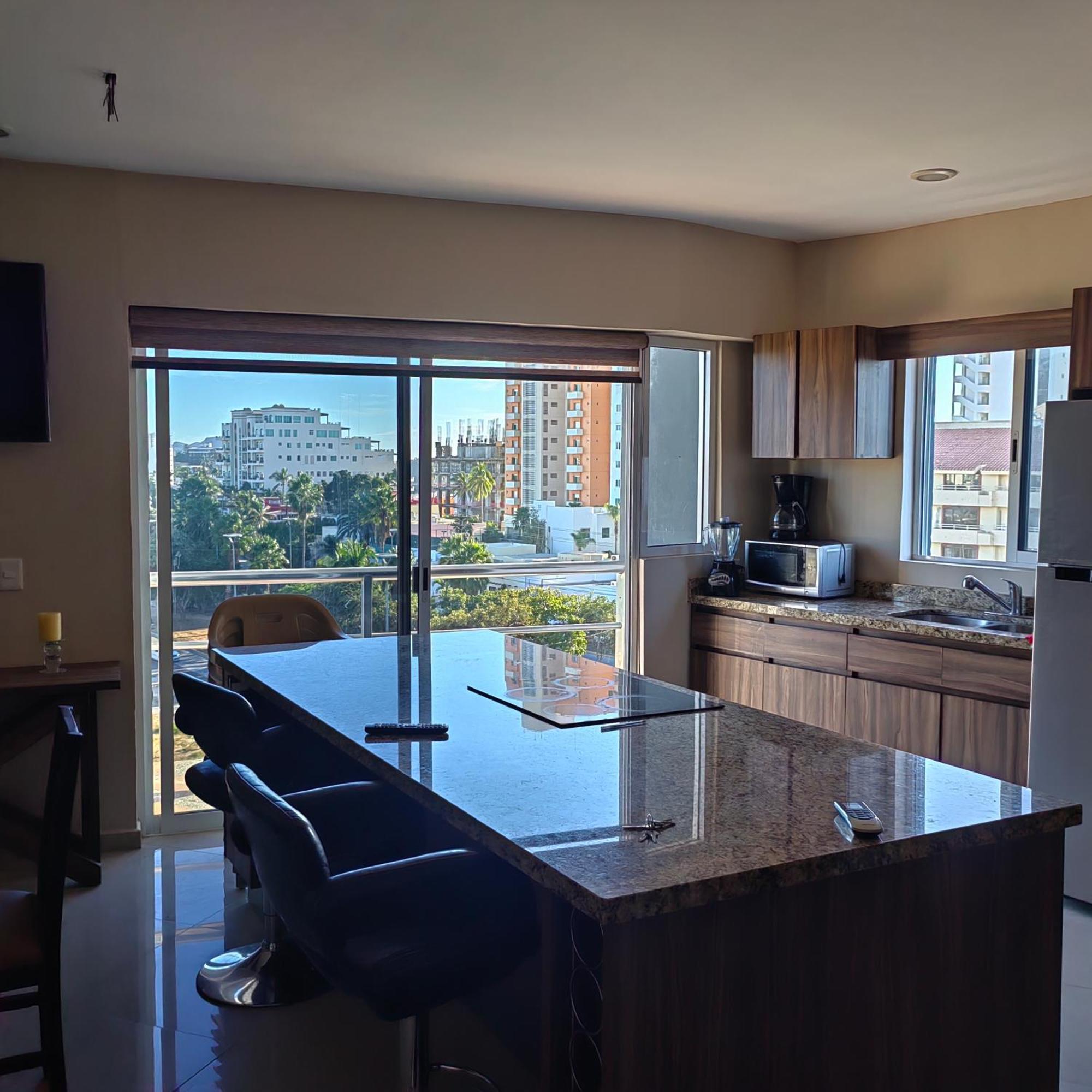 Dpto. Premium Torre Esmeralda *