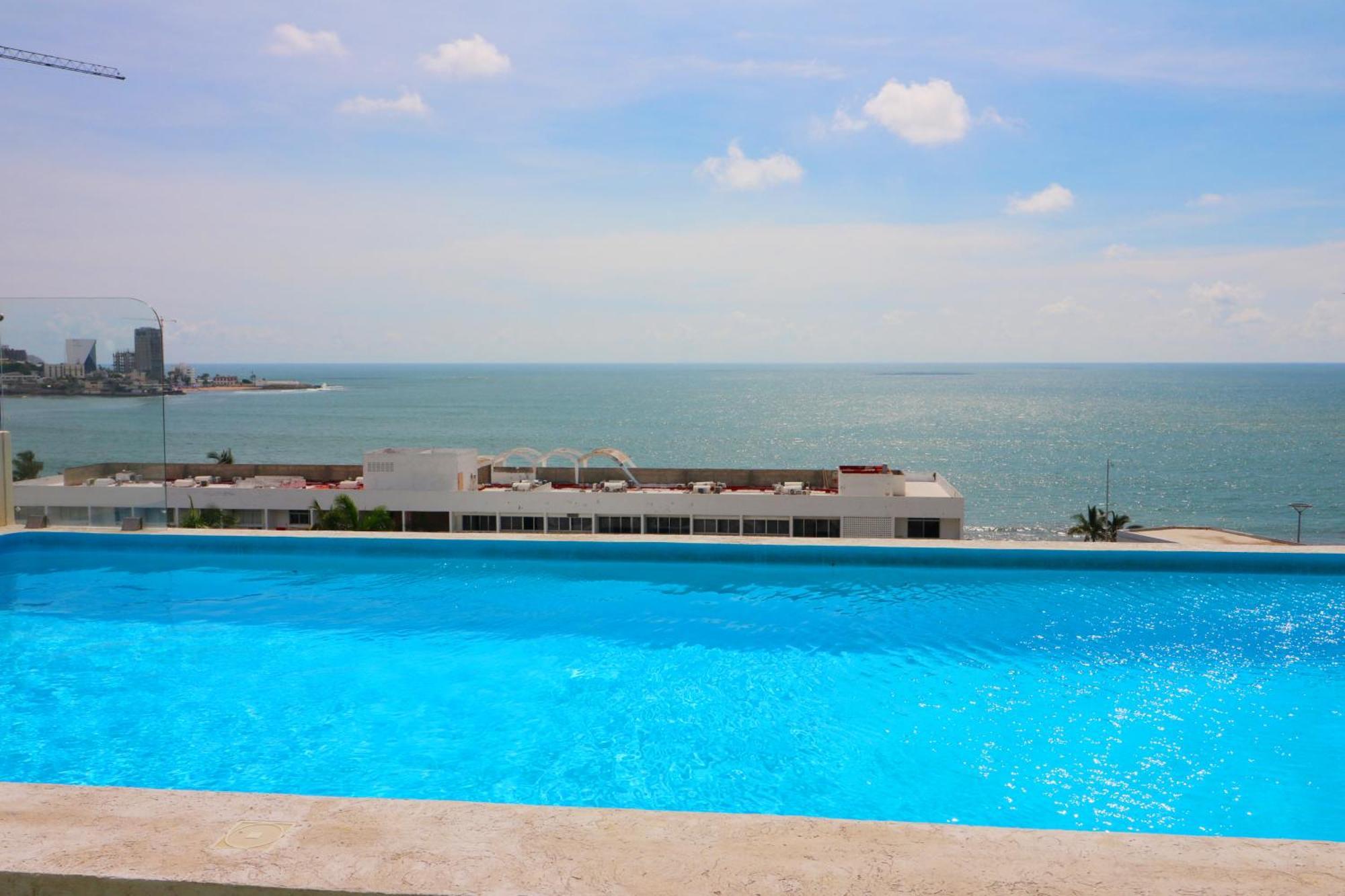 Departamento Con Terraza Privada Y Alberca A 1 Cuadra Del Malecon - Flamingo 102 Apartamento Mazatlán