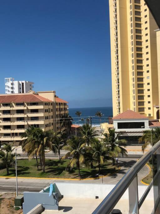 Apartamento Excelente Dpto. Marina Muy Cerca De La Playa Mazatlán
