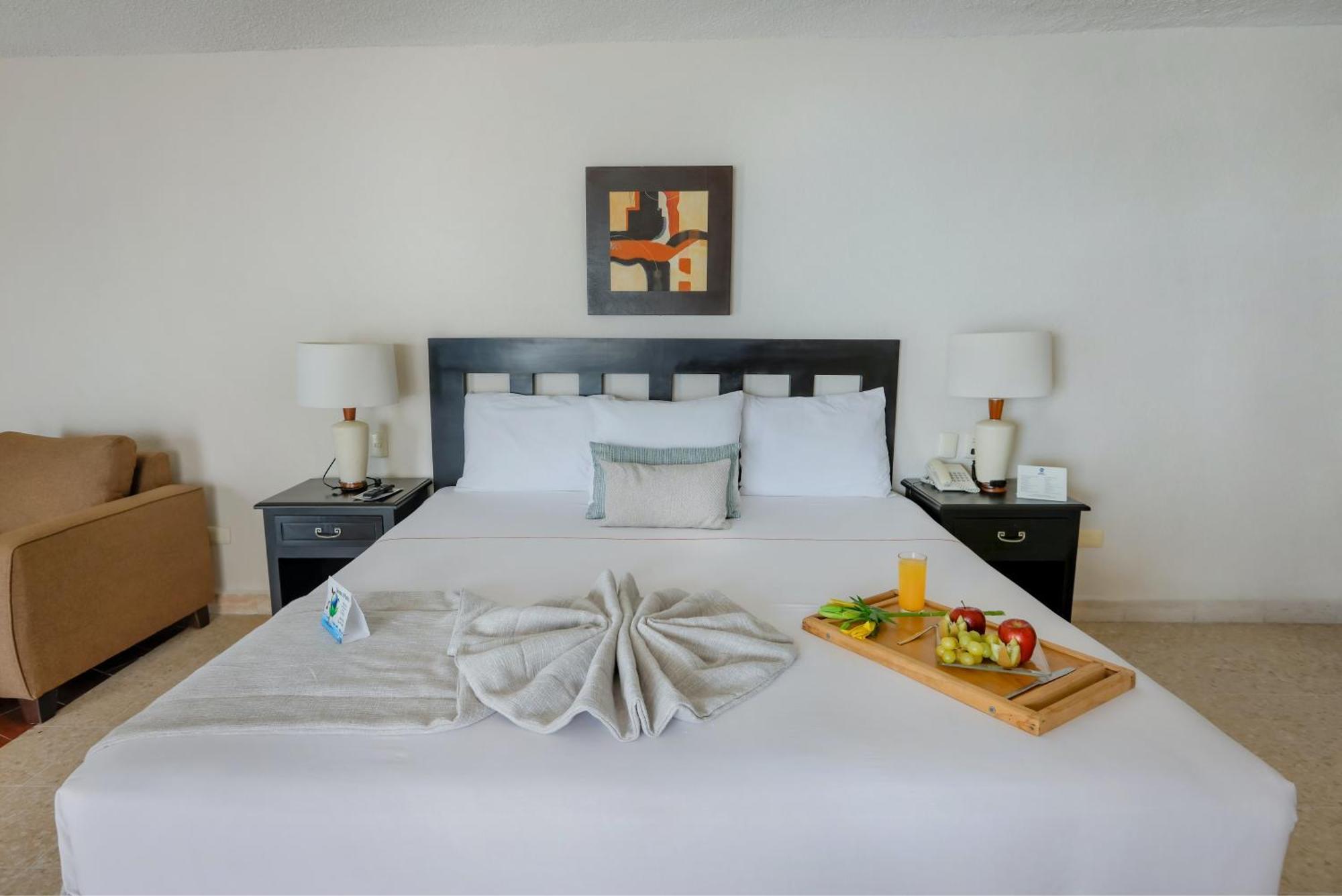 Hotel Western Freeman Zona Dorada 3*
